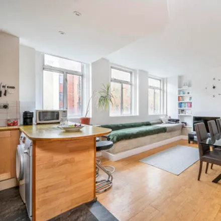 Image 2 - Chamberland Residential, Putney Retail Area, 212 Upper Richmond Road, London, SW15 6TD, United Kingdom - Apartment for sale