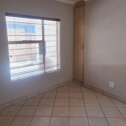 Image 7 - Northgate Mall, Doncaster Drive, Johannesburg Ward 114, Randburg, 2188, South Africa - Apartment for rent