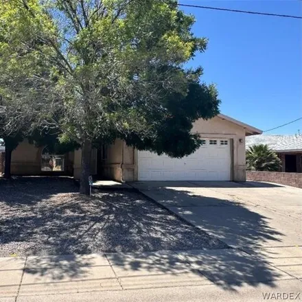Buy this 3 bed house on 2652 Emerson Avenue in Kingman, AZ 86401