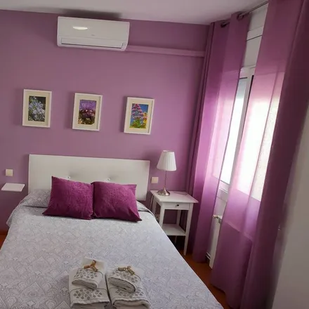 Rent this 3 bed apartment on Catalonia
