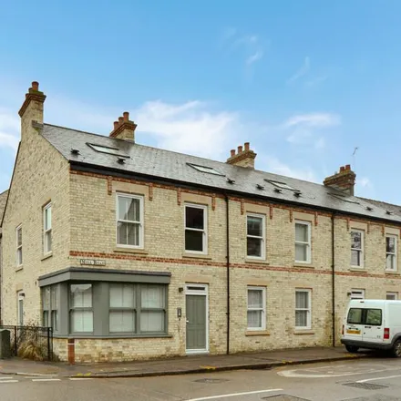 Rent this 2 bed apartment on 362 Mill Road in Cambridge, CB1 3NN