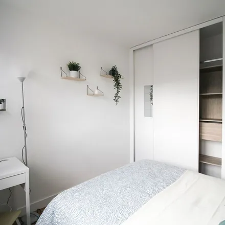 Image 2 - 18 Rue d'Alsace, 92300 Levallois-Perret, France - Apartment for rent