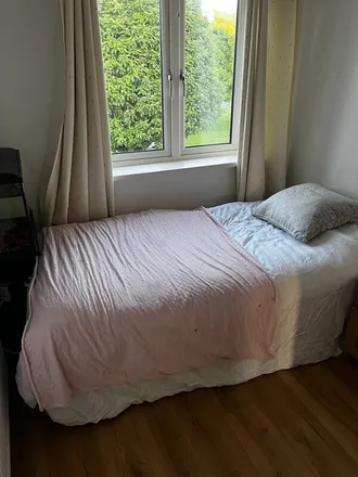 Rent this 1 bed house on Tallaght in Ballycullen, Tallaght