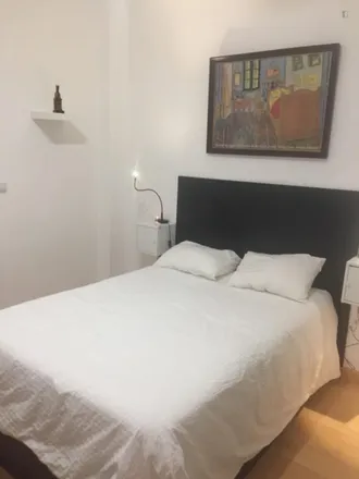 Rent this studio apartment on Madrid in Plaza Virgen de la Paloma, Gran Vía de San Francisco