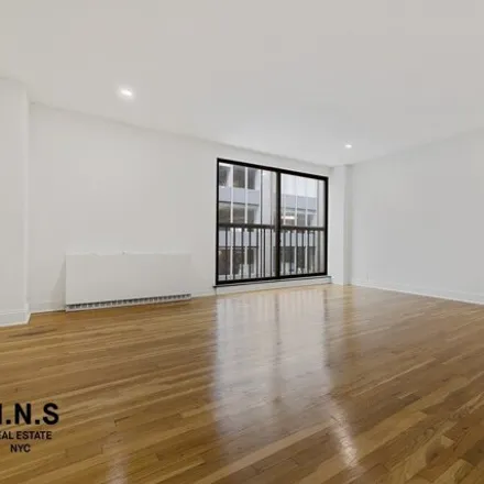 Rent this 1 bed house on 123 East 54th Street in New York, NY 10022