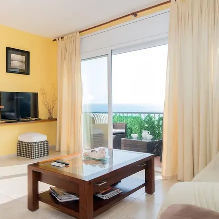 Rent this 2 bed apartment on 17210 Palafrugell