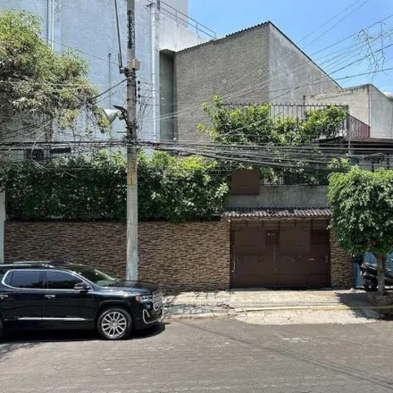 Buy this 7 bed house on Avenida Canal Nacional in Colonia Granjas Esmeralda, 09819 Mexico City