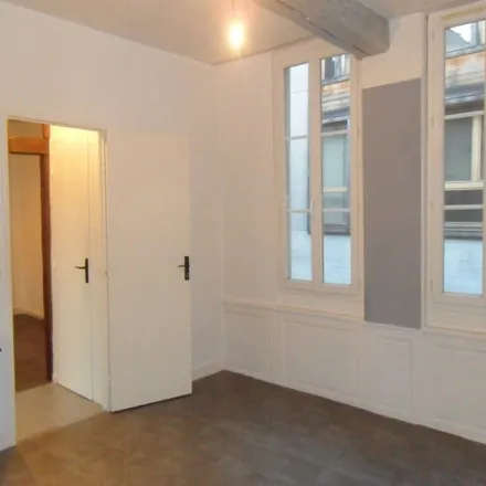 Rent this 2 bed apartment on 26 z Rue de la République in 10000 Troyes, France