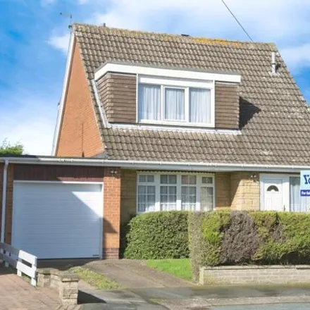 Buy this 3 bed house on Ottawa Close in Cottingham, HU16 5EQ