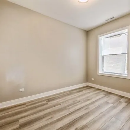 Image 9 - 2141 North Laramie Avenue, Chicago, IL 60639, USA - House for rent