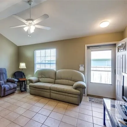 Image 4 - 1005 Drover’s Cove, Georgetown, TX 78626, USA - House for sale