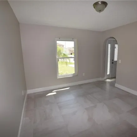 Image 9 - 2120 Marisol Loop, Kissimmee, FL 34743, USA - House for rent