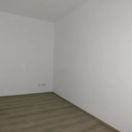 Rent this 2 bed apartment on Römerstraße 41 in 63526 Rückingen, Germany