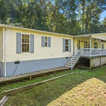 Buy this studio apartment on River Road in Chapman Grove, Roane County