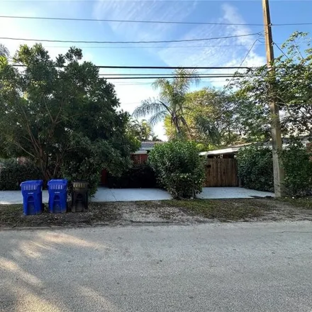 Image 4 - 1334 Northeast 11th Street, Fort Lauderdale, FL 33304, USA - House for sale