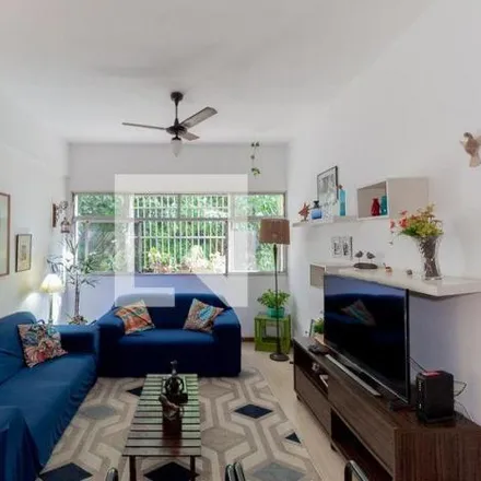 Rent this 3 bed apartment on 1º Grupamento de Bombeiro Militar in Rua Humaitá 126, Humaitá