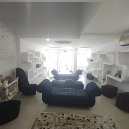 Rent this 3 bed house on Rua Regente Feijó in Cidade Jardim, Piracicaba - SP