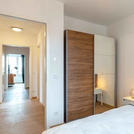 Rent this 4 bed room on Lehrter Straße 25C in 10557 Berlin, Germany