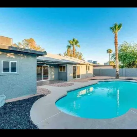 Rent this 3 bed house on 17250 North 35th Way in Phoenix, AZ 85032