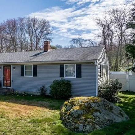 Buy this 3 bed house on 513 Sharps Lot Road in Swansea, MA 02726