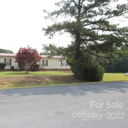 Image 2 - 721 Cedar Creek Road, Anson County, NC 28170, USA - House for sale