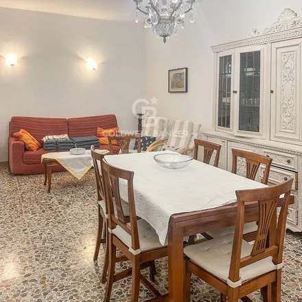 Image 5 - Via Paradiso, 55042 Forte dei Marmi LU, Italy - Apartment for rent