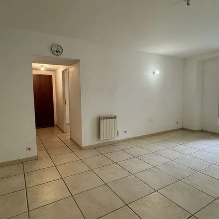 Rent this 2 bed apartment on 15 bis Place du Champ de Mars in 26700 Pierrelatte, France