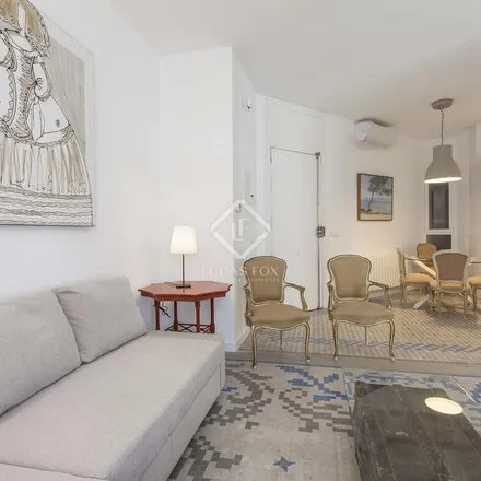 Rent this 2 bed apartment on Hernán Cortés - Ciril Amorós in Carrer d'Hernán Cortés, 46004 Valencia