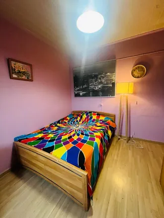 Rent this 5 bed room on 7 Rue Henri Janin in 94190 Villeneuve-Saint-Georges, France