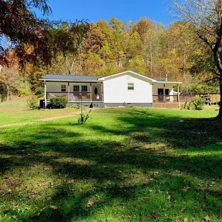 Image 1 - 1320 Riceville Road, Riceville, Johnson County, KY 41240, USA - House for sale