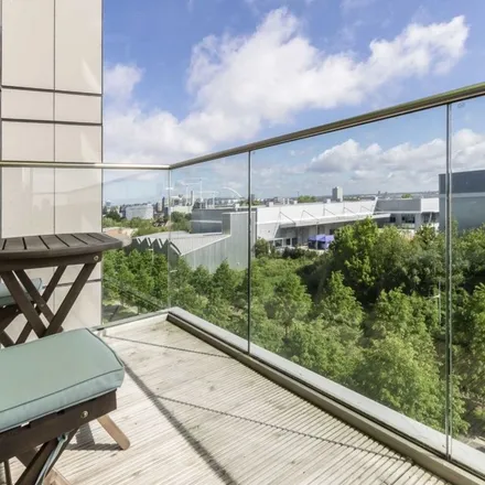 Rent this 1 bed apartment on Falcondale Court in Lakeside Drive, London