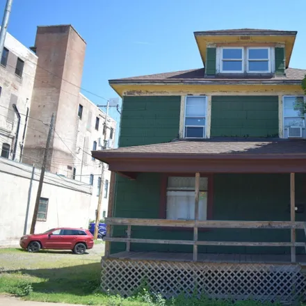 Buy this 4 bed house on 106 South 2nd Street in Ishpeming, Marquette County