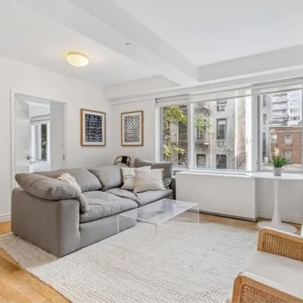 Image 6 - 435 East 76th Street, New York, NY 10021, USA - Condo for sale