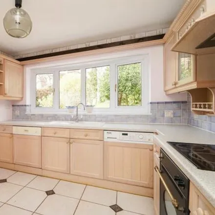 Image 3 - Chorley Drive, Sheffield, S10 3RQ, United Kingdom - House for sale