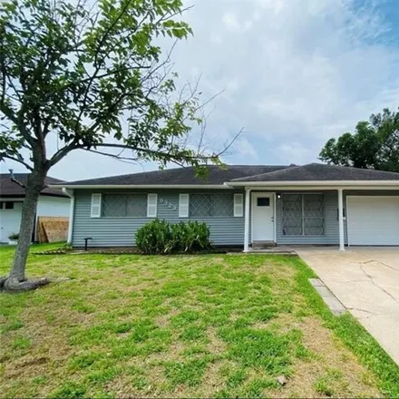 Rent this 3 bed house on 6341 Clemson Street in Houston, TX 77092