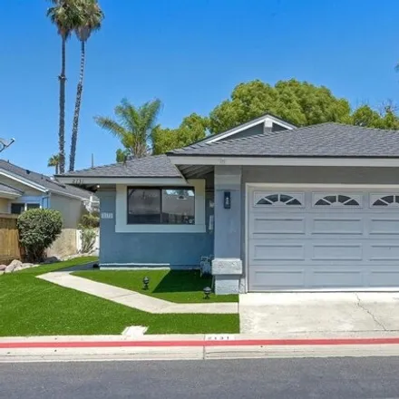 Buy this 3 bed house on 2131 Teal Gln in Escondido, California