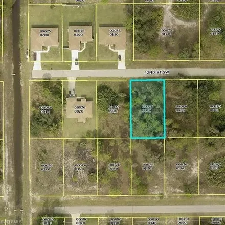 Buy this studio house on 2713 42nd Street Southwest in Lehigh Acres, FL 33976