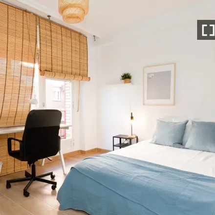Rent this 6 bed room on Calle Francisco Díaz in 1, 28801 Alcalá de Henares