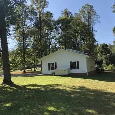 Image 2 - 400 Irish Street, Pine Trailer Park, Summersville, WV 26651, USA - House for sale