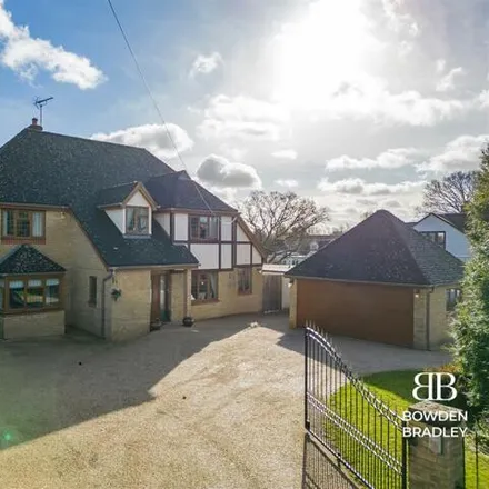 Image 1 - Orchard Avenue, Church Road, Ramsden Bellhouse, CM11 1RT, United Kingdom - House for sale