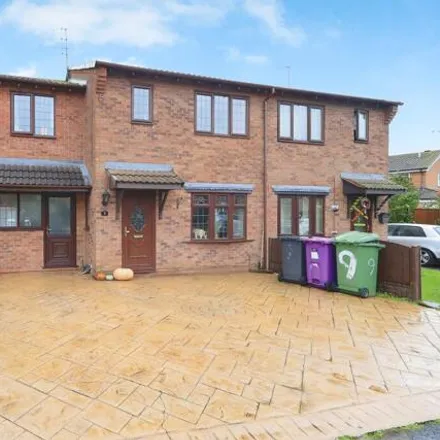 Buy this 5 bed duplex on Solent Close in Wolverhampton, WV9 5QF