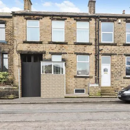 Buy this 3 bed townhouse on Manchester Road in Slaithwaite, HD7 5QA