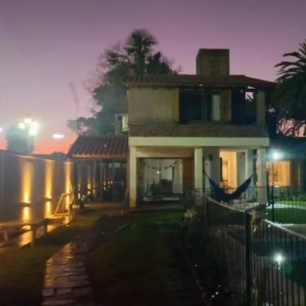 Rent this 3 bed house on Camacuá in Partido de Tigre, Don Torcuato