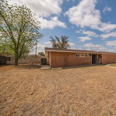 Buy this 3 bed house on 2814 Keystone Drive in Odessa, TX 79762