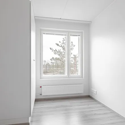 Rent this 3 bed apartment on Ajolenkki 11 in 01700 Vantaa, Finland