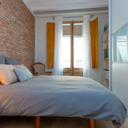 Image 1 - Carrer d'en Rull, 5, 08002 Barcelona, Spain - Apartment for rent