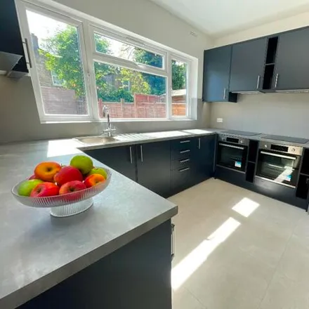 Image 5 - Higham Road, London, N17 6NF, United Kingdom - House for rent