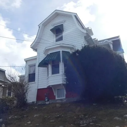 Buy this 4 bed house on 86 Hollingsworth Street in Lynn, MA 01902