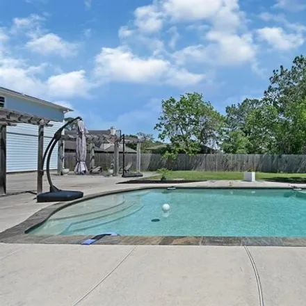 Image 9 - 945 South Country Club Drive, Shoreacres, Harris County, TX 77571, USA - House for sale