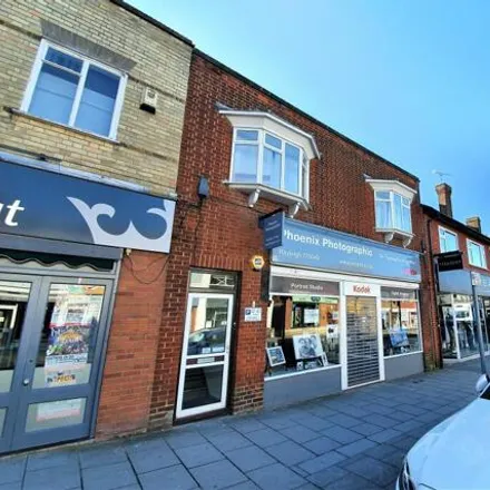 Image 1 - The Paul Pry, High Street, Rayleigh, SS6 7AA, United Kingdom - Apartment for rent